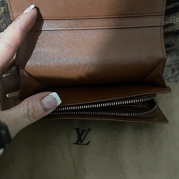 Authentic Louis Vuitton Monseirre Tressor Wallet - Picture 12 of 14